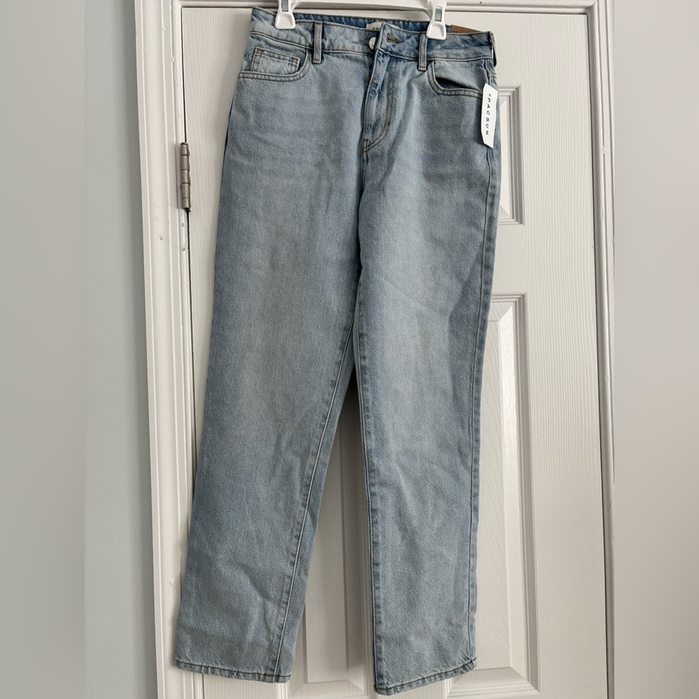 ***NWT*** PacSun Mom Jeans Size 25